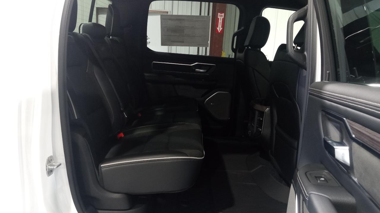 RAM 1500 Laramie 4x4 Crew Cab 5'7" Box 2026