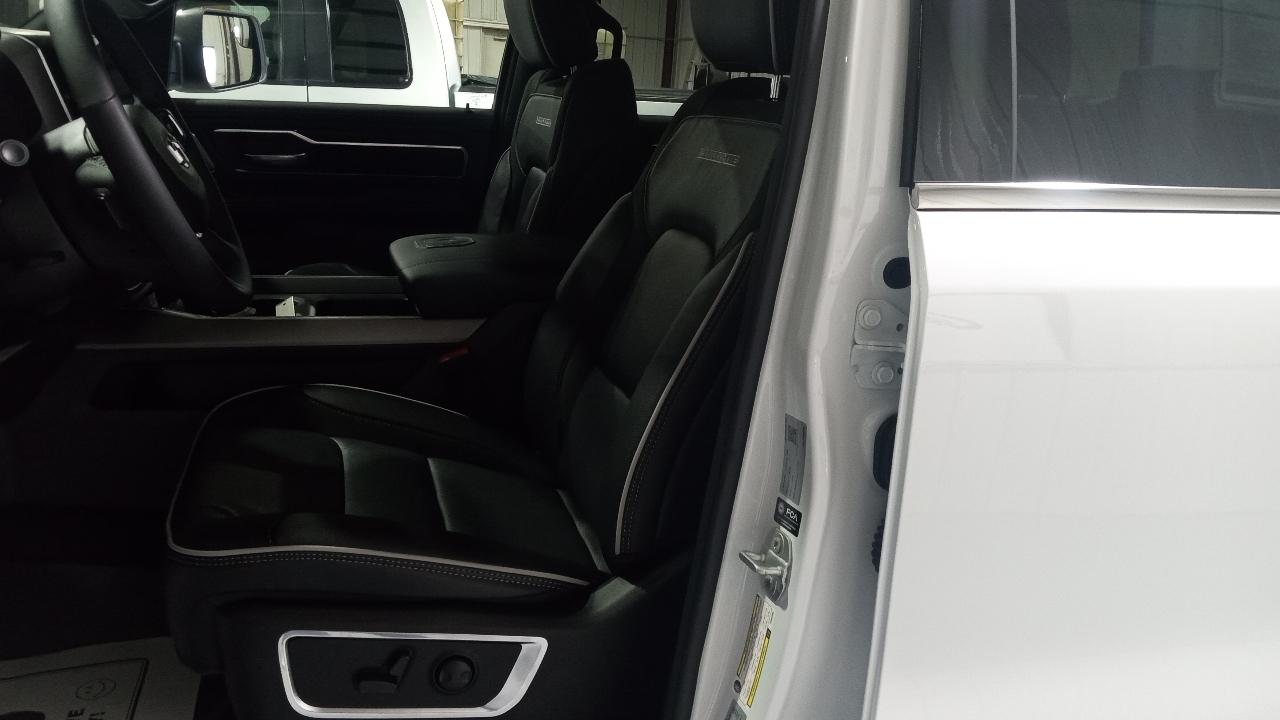 RAM 1500 Laramie 4x4 Crew Cab 5'7" Box 2026