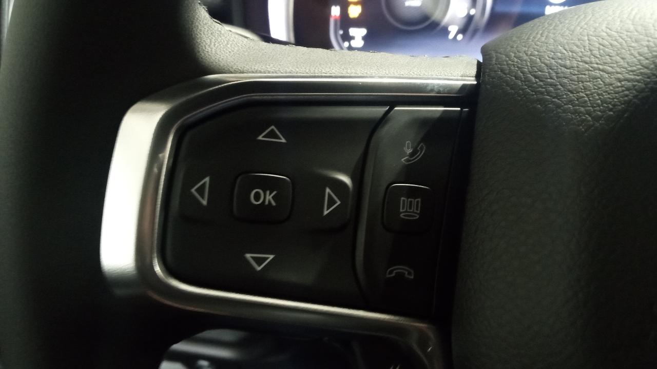 RAM 1500 Laramie 4x4 Crew Cab 5'7" Box 2026