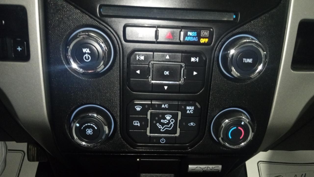 Ford F-150 4WD SuperCab 145" Lariat 2014