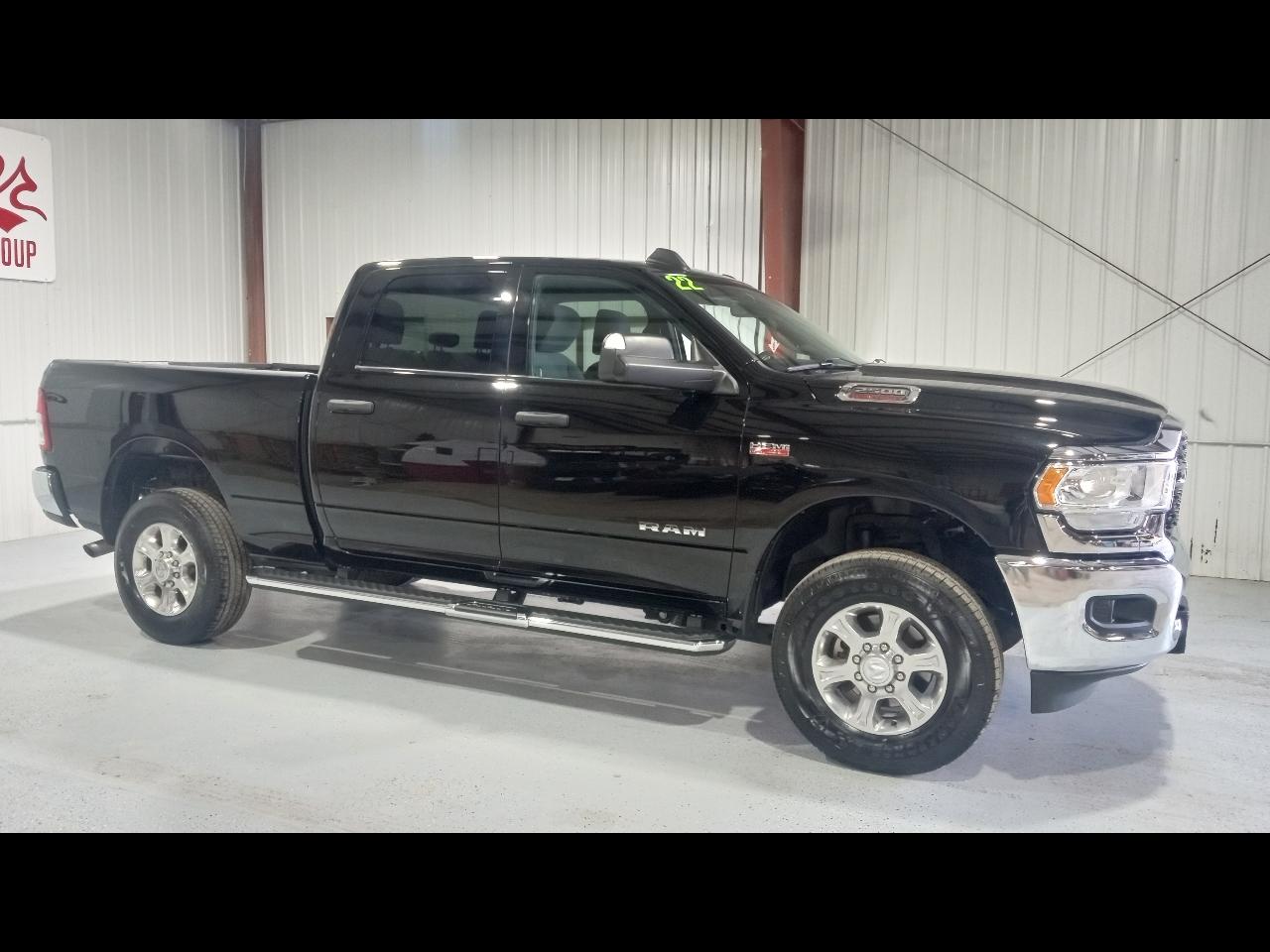 RAM 2500 Big Horn 4x4 Crew Cab 6'4" Box 2022