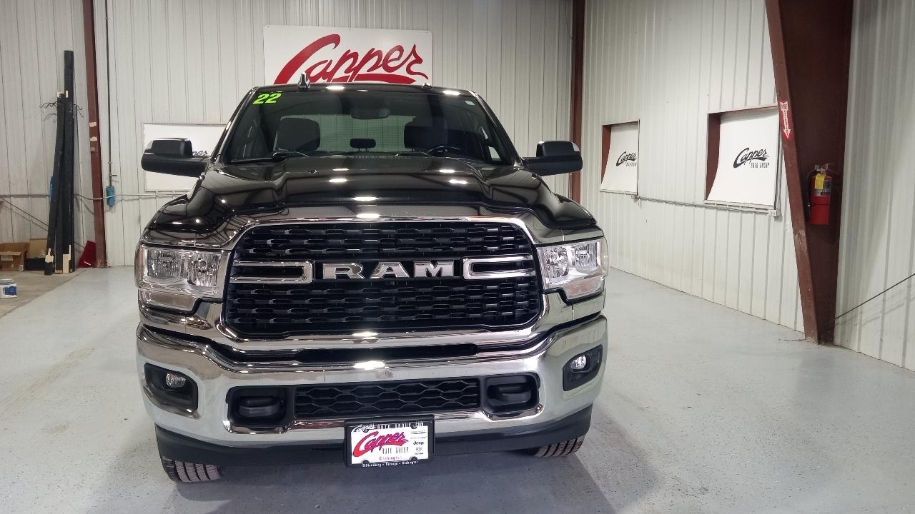RAM 2500 Big Horn 4x4 Crew Cab 6'4" Box 2022