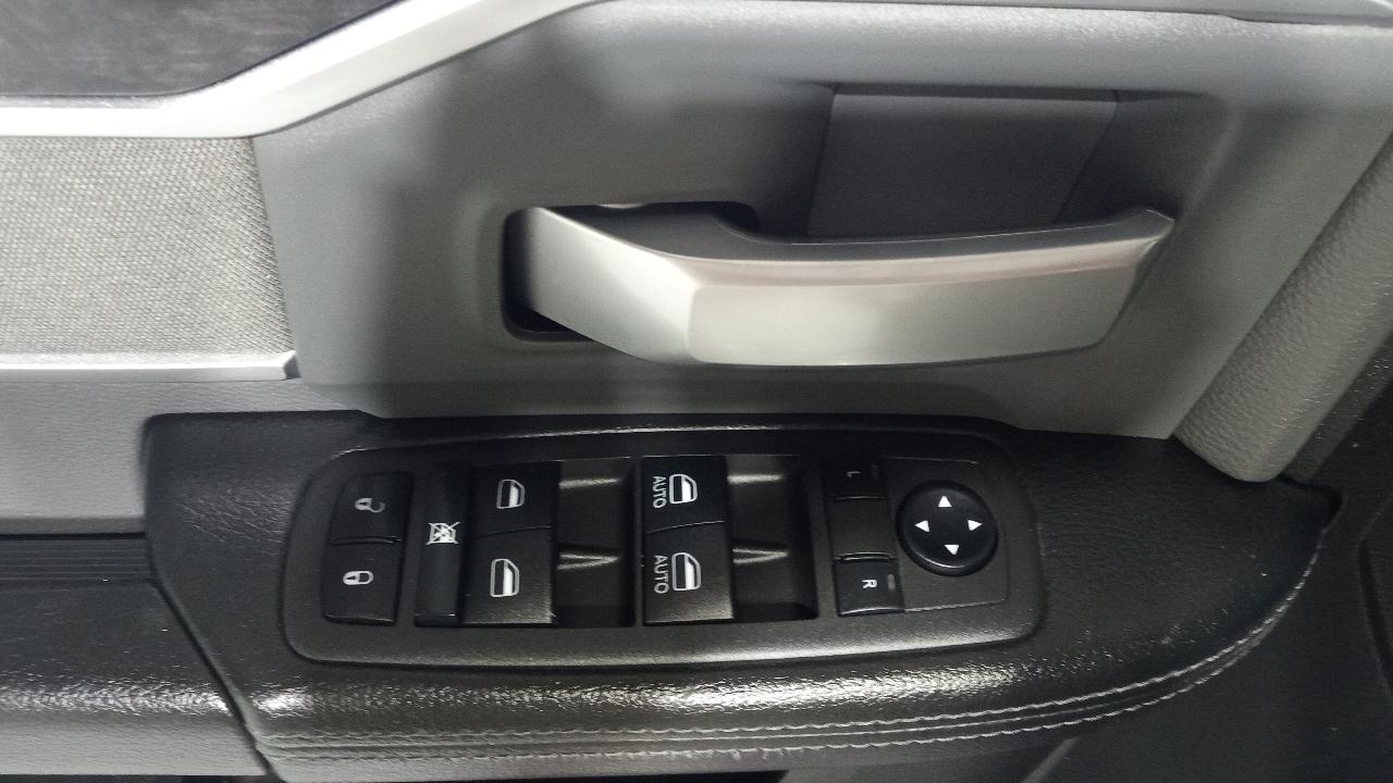 RAM 2500 Big Horn 4x4 Crew Cab 6'4" Box 2022