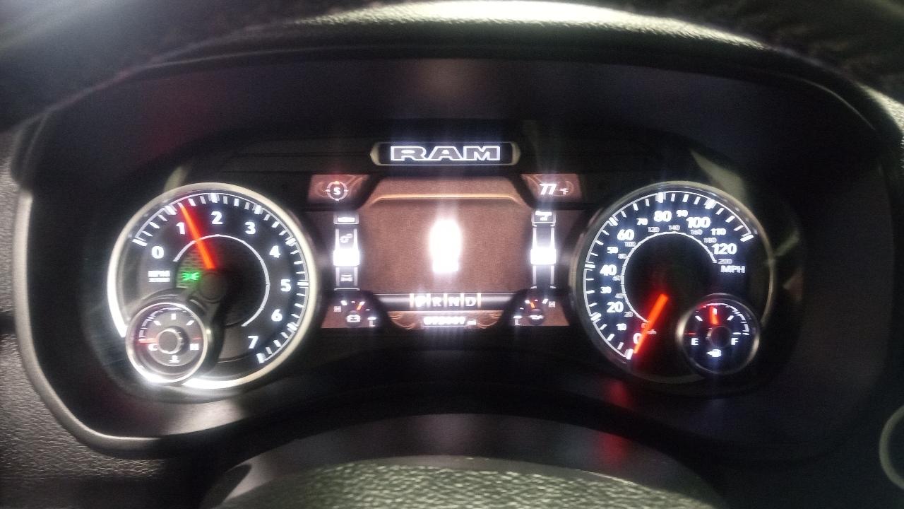 RAM 2500 Big Horn 4x4 Crew Cab 6'4" Box 2022