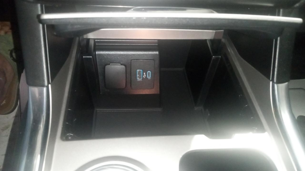 Ford Explorer XLT 4WD 2020