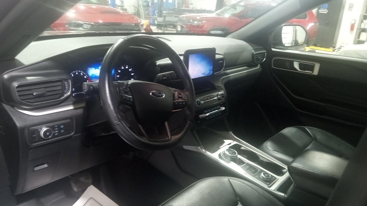 Ford Explorer XLT 4WD 2020
