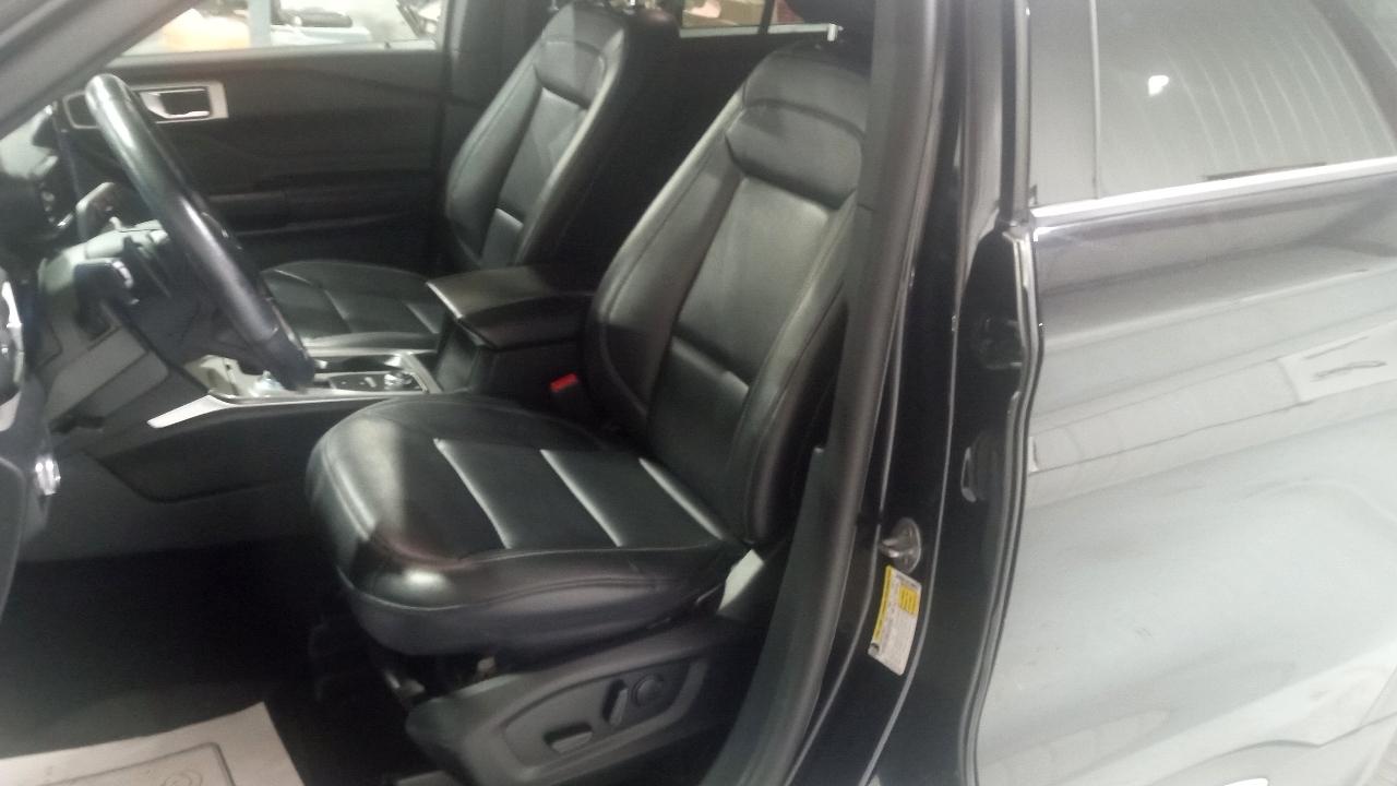 Ford Explorer XLT 4WD 2020