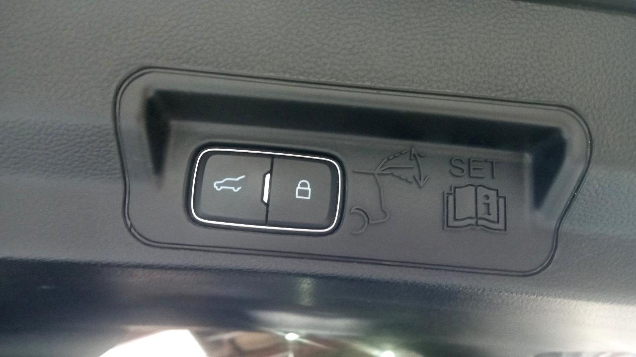 Ford Explorer XLT 4WD 2020