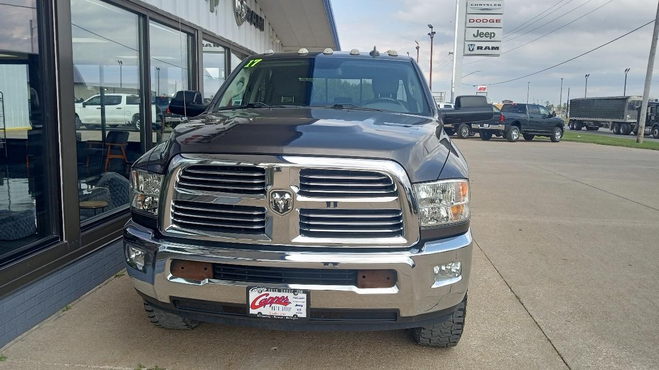 RAM 2500 Big Horn 4x4 Crew Cab 6'4" Box 2017