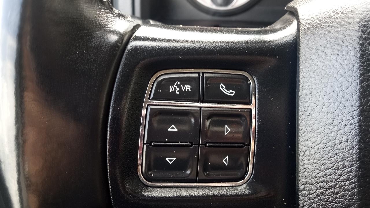 RAM 2500 Big Horn 4x4 Crew Cab 6'4" Box 2017