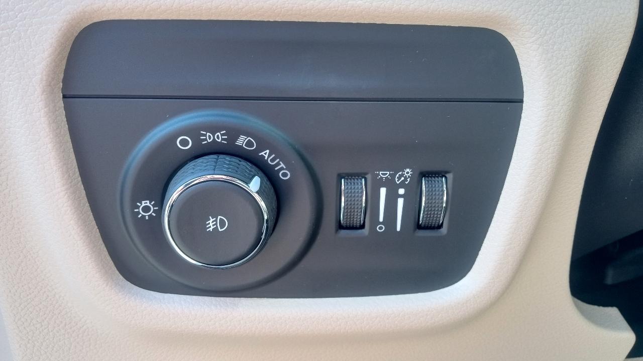 Jeep Grand Cherokee L Limited 4x4 2026