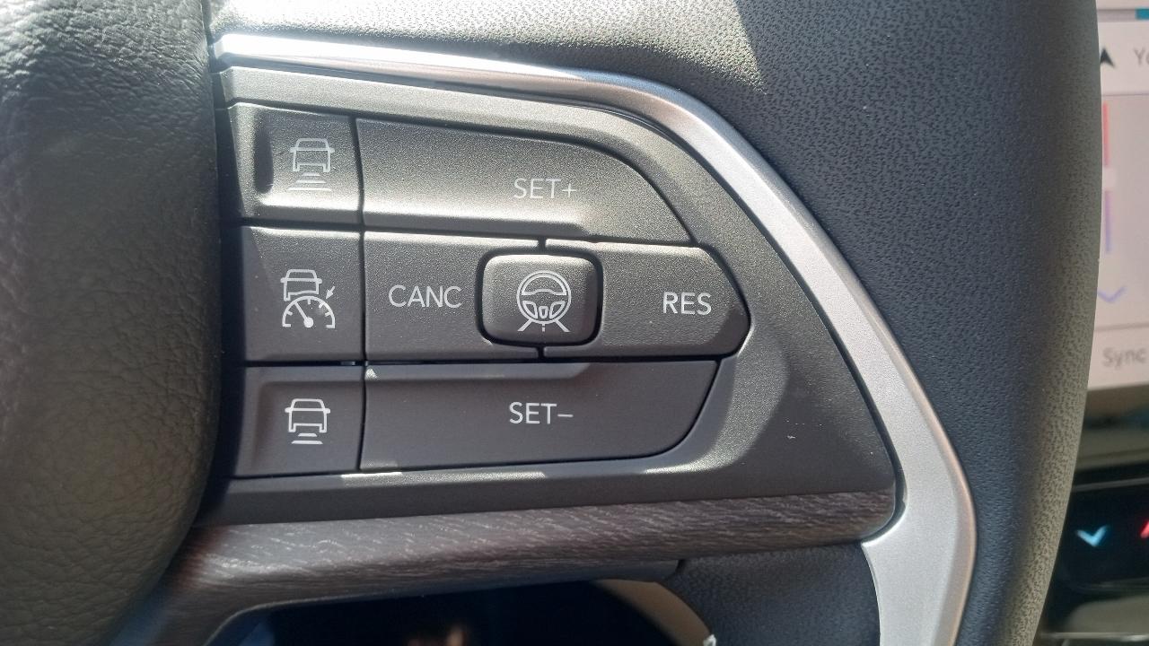 Jeep Grand Cherokee L Limited 4x4 2026