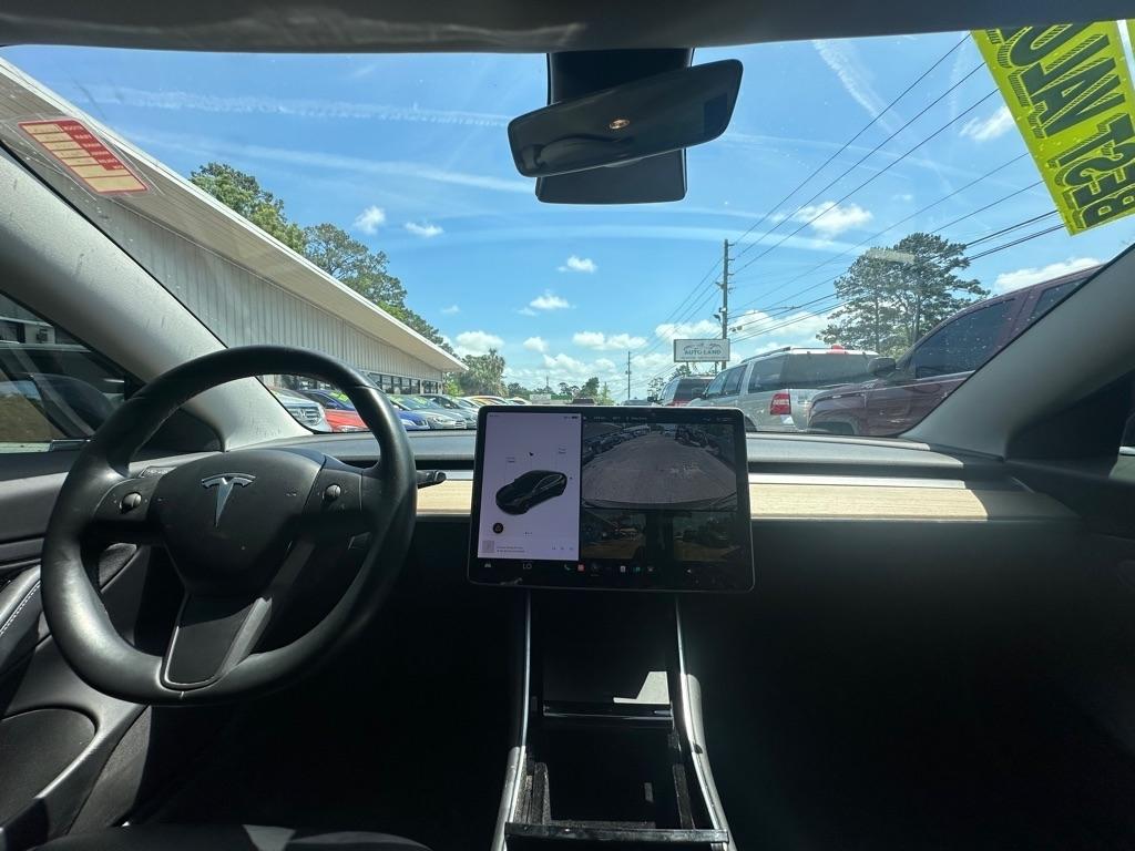 Tesla Model 3 Mid Range 2019
