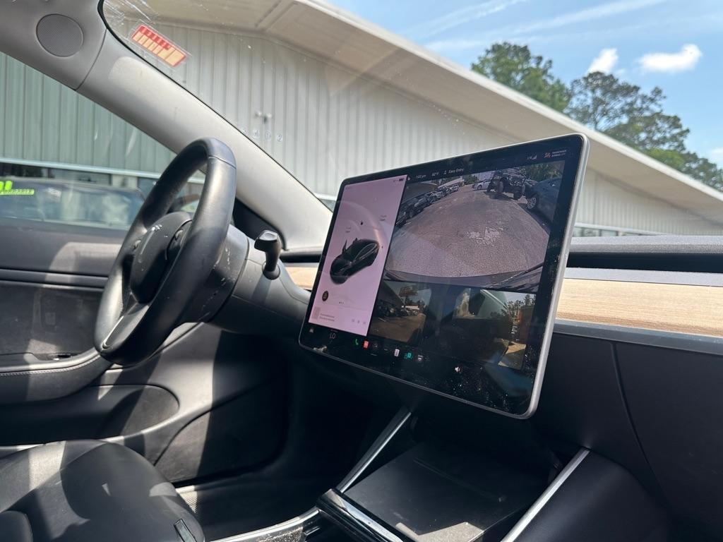 Tesla Model 3 Mid Range 2019