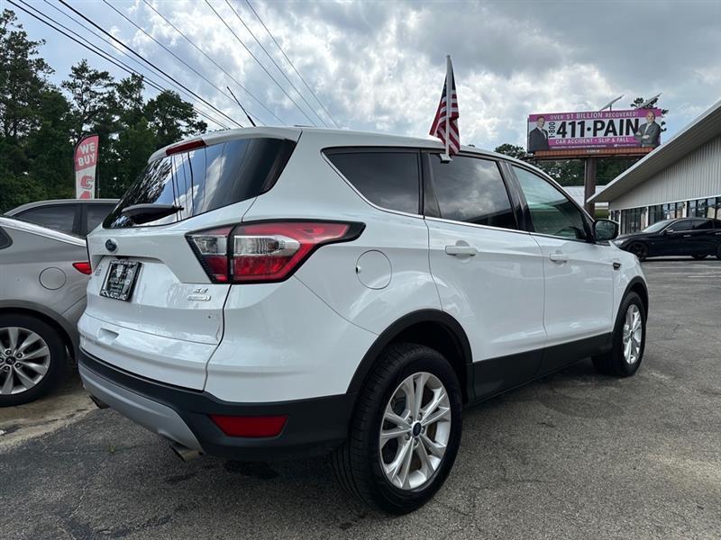 Ford Escape SE FWD 2017