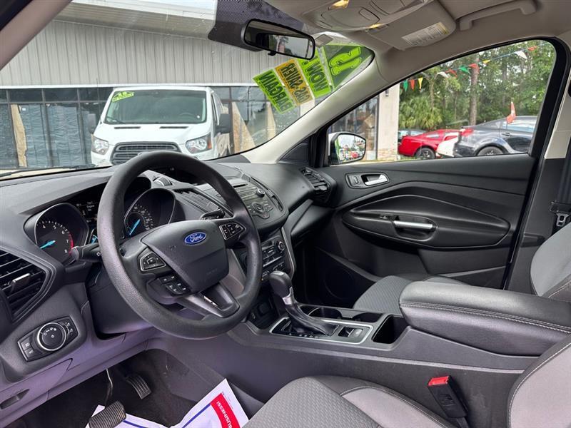 Ford Escape SE FWD 2017