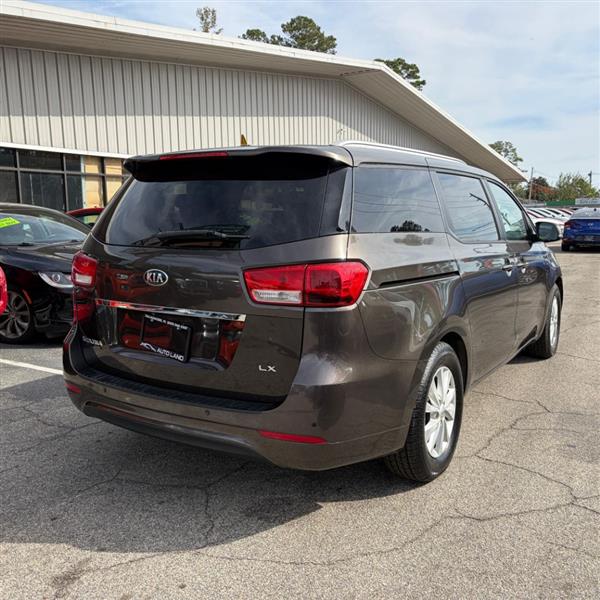 Kia Sedona LX 2017