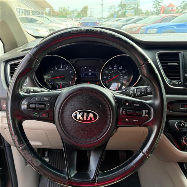 Kia Sedona LX 2017