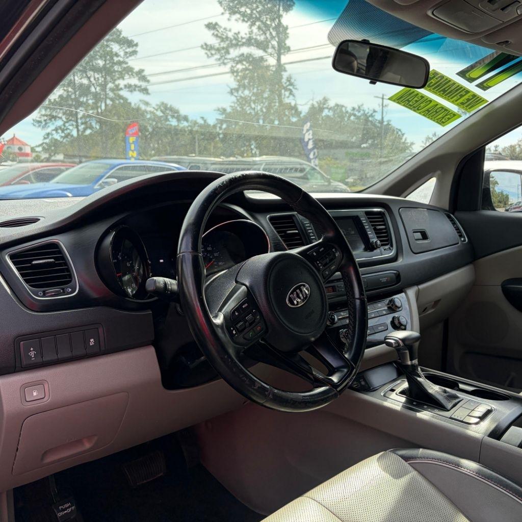 Kia Sedona LX 2017