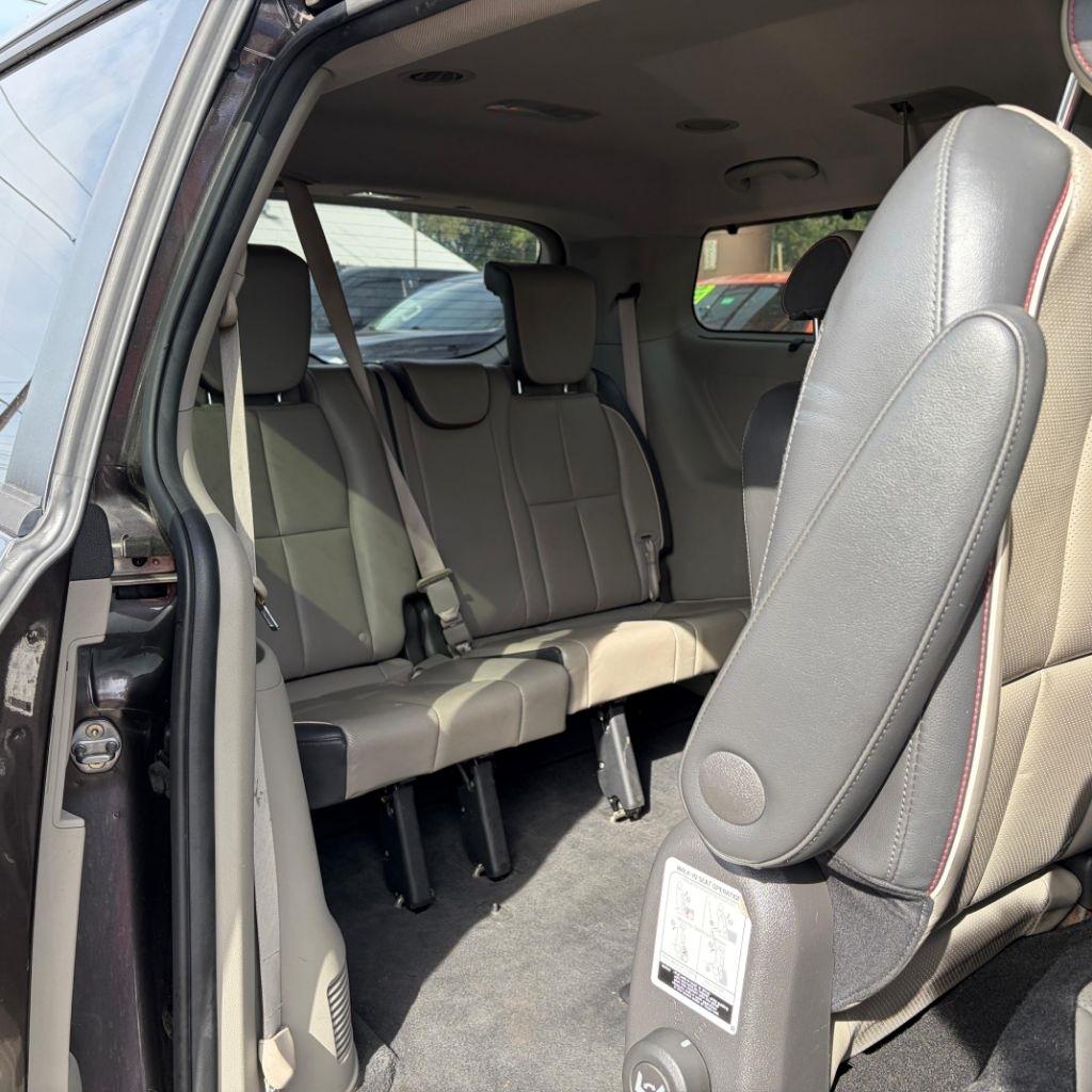 Kia Sedona LX 2017