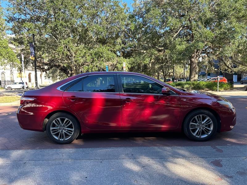 Toyota Camry LE 2017