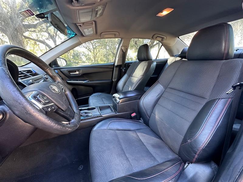 Toyota Camry LE 2017