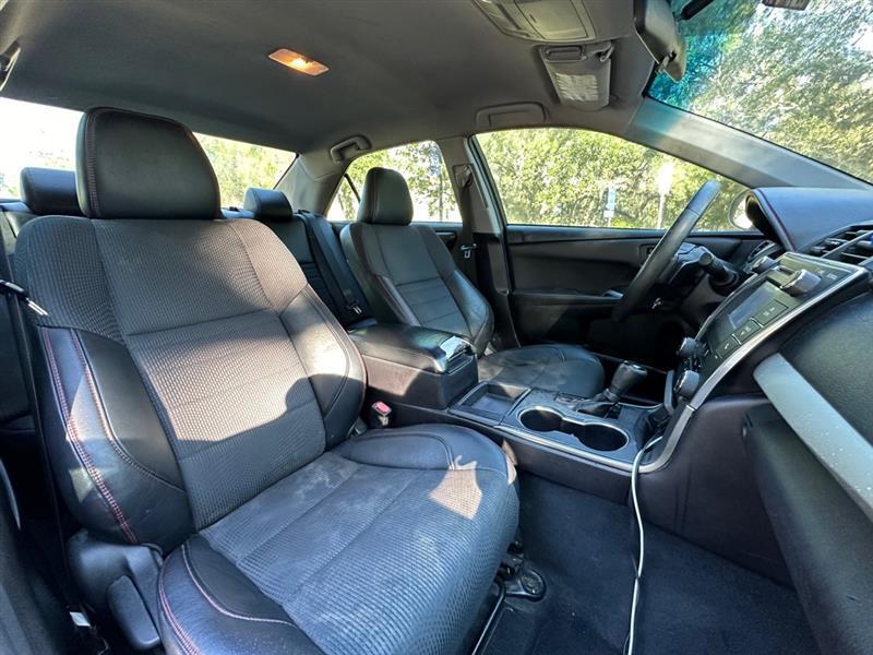 Toyota Camry LE 2017