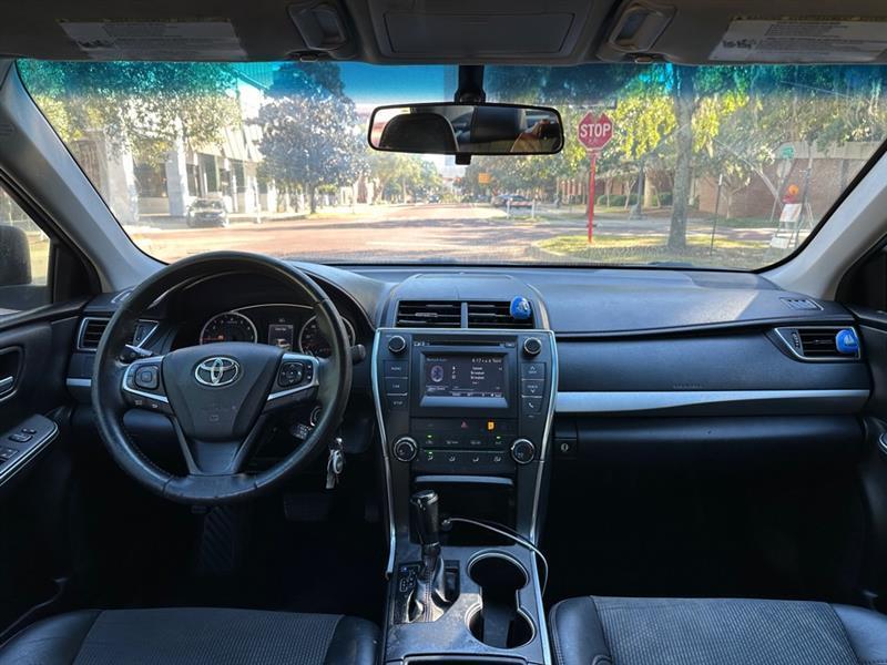 Toyota Camry LE 2017