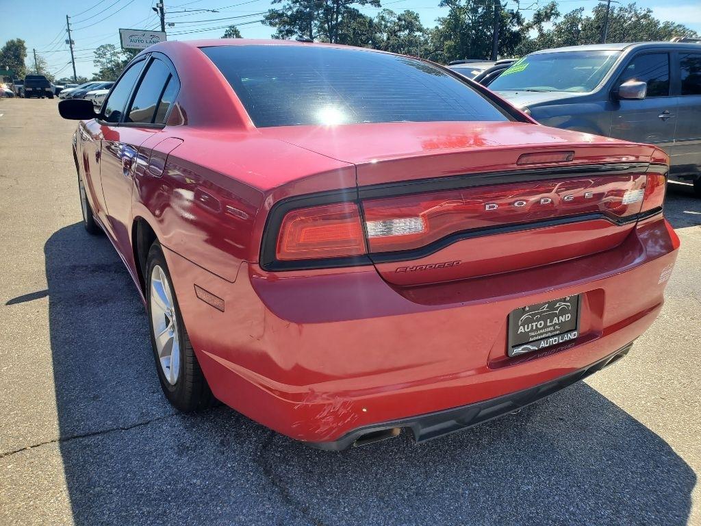 Dodge Charger SE 2011