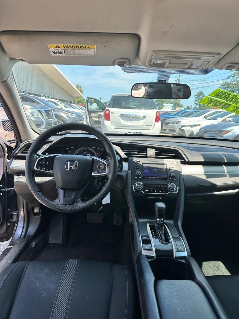 Honda Civic LX Sedan CVT 2017