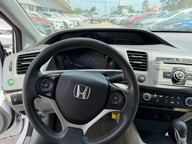 Honda Civic LX Sedan 5-Speed AT 2012