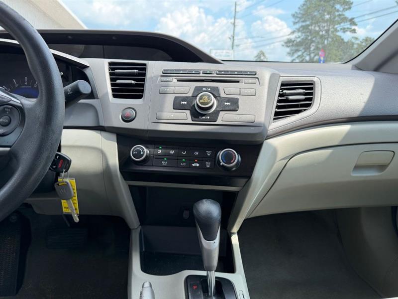 Honda Civic LX Sedan 5-Speed AT 2012