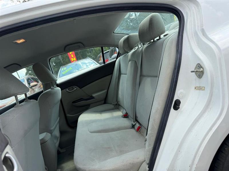 Honda Civic LX Sedan 5-Speed AT 2012
