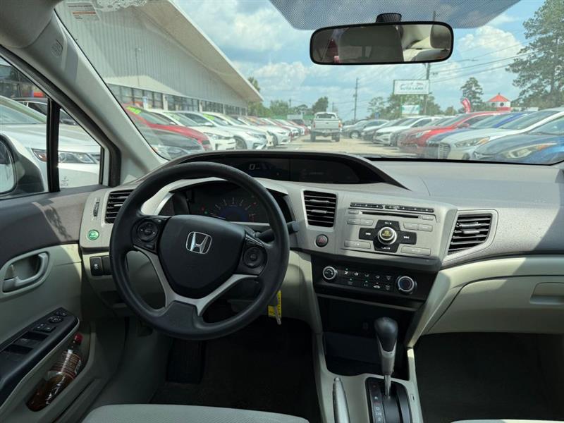 Honda Civic LX Sedan 5-Speed AT 2012