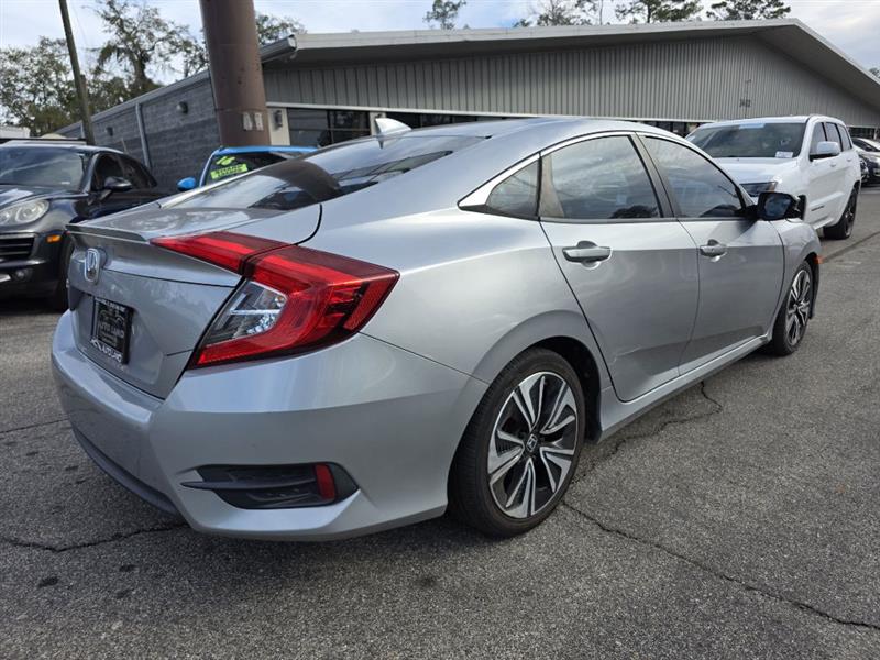 Honda Civic EX-T Sedan CVT 2016