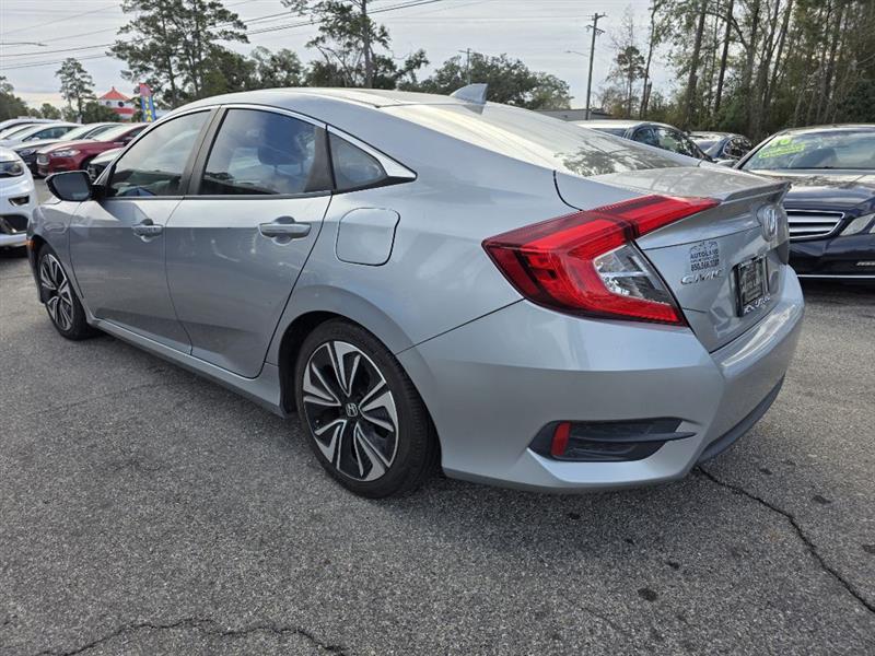 Honda Civic EX-T Sedan CVT 2016