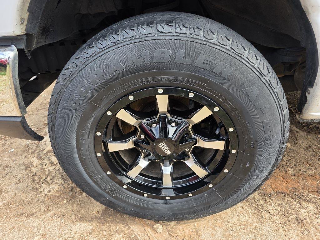 Ford Econoline E-350 XL Super Duty Extended 2011