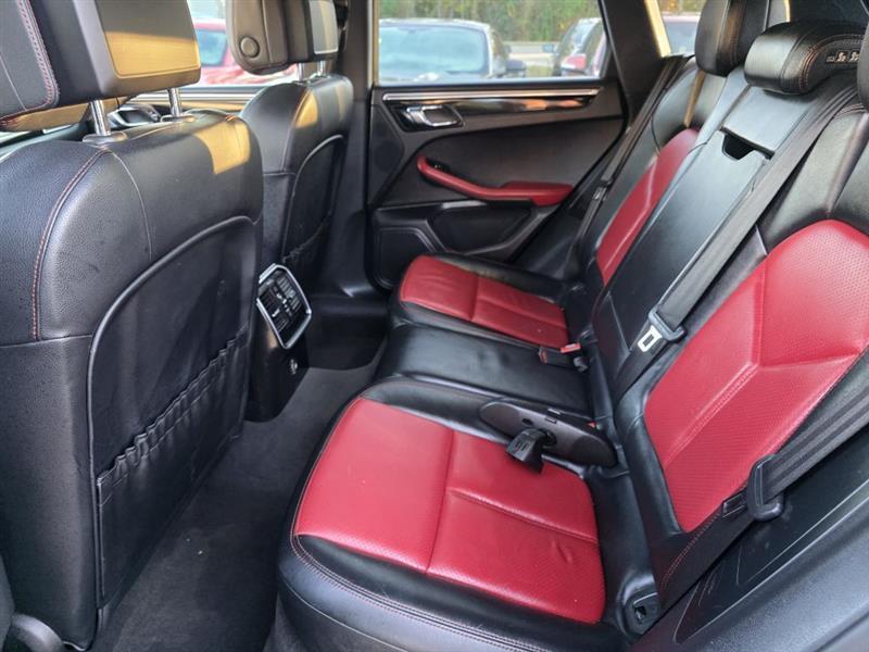 Porsche Macan GTS 2017