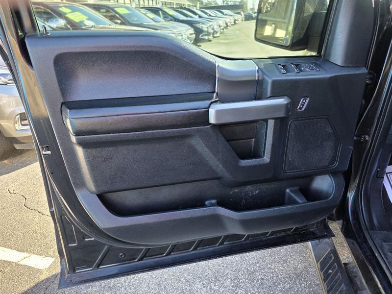 Ford F-150 XL SuperCrew 5.5-ft. Bed 4WD 2015