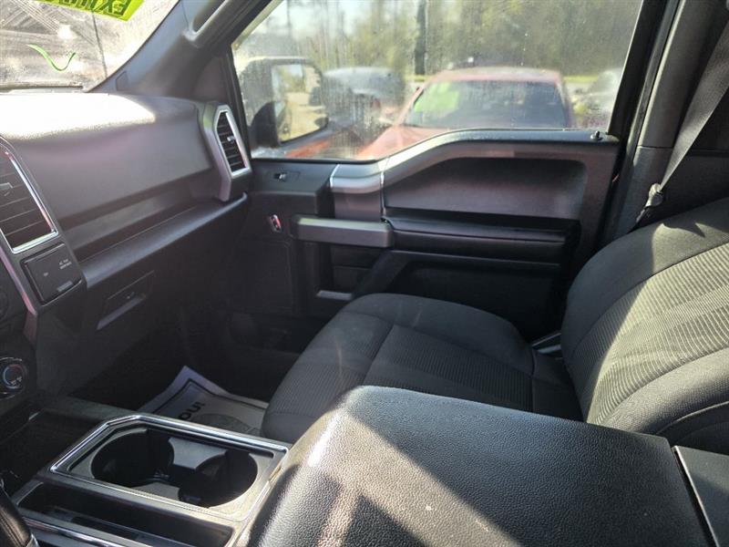 Ford F-150 XL SuperCrew 5.5-ft. Bed 4WD 2015