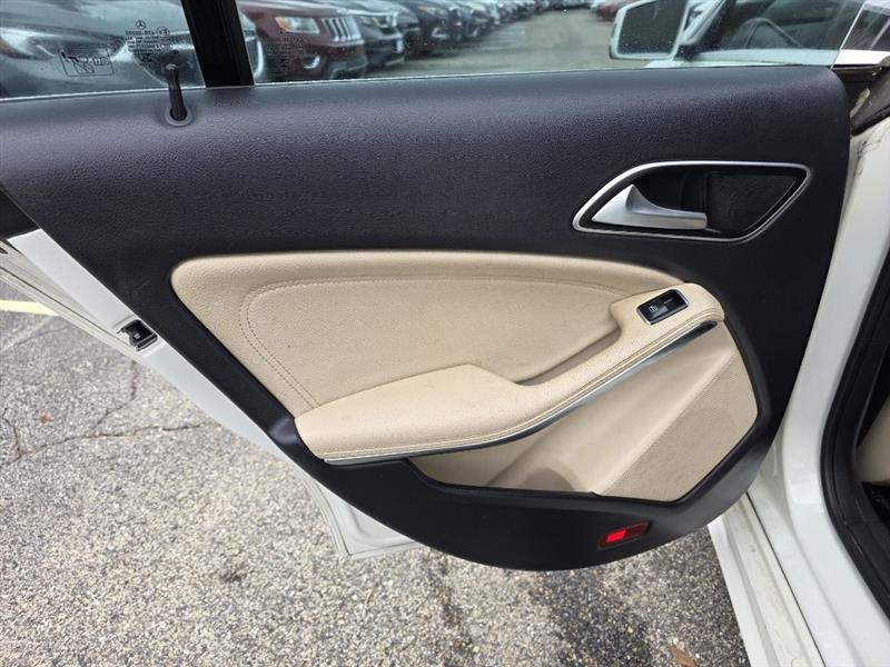 Mercedes-Benz CLA-Class CLA250 2014