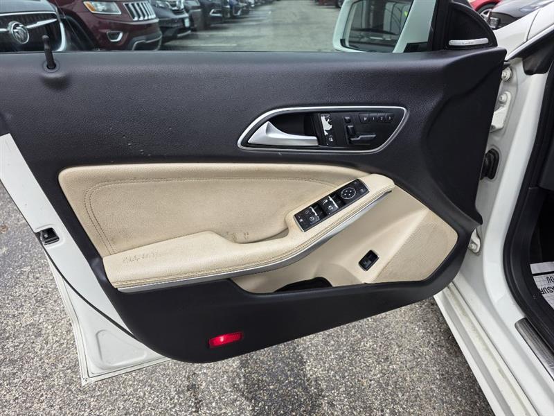 Mercedes-Benz CLA-Class CLA250 2014