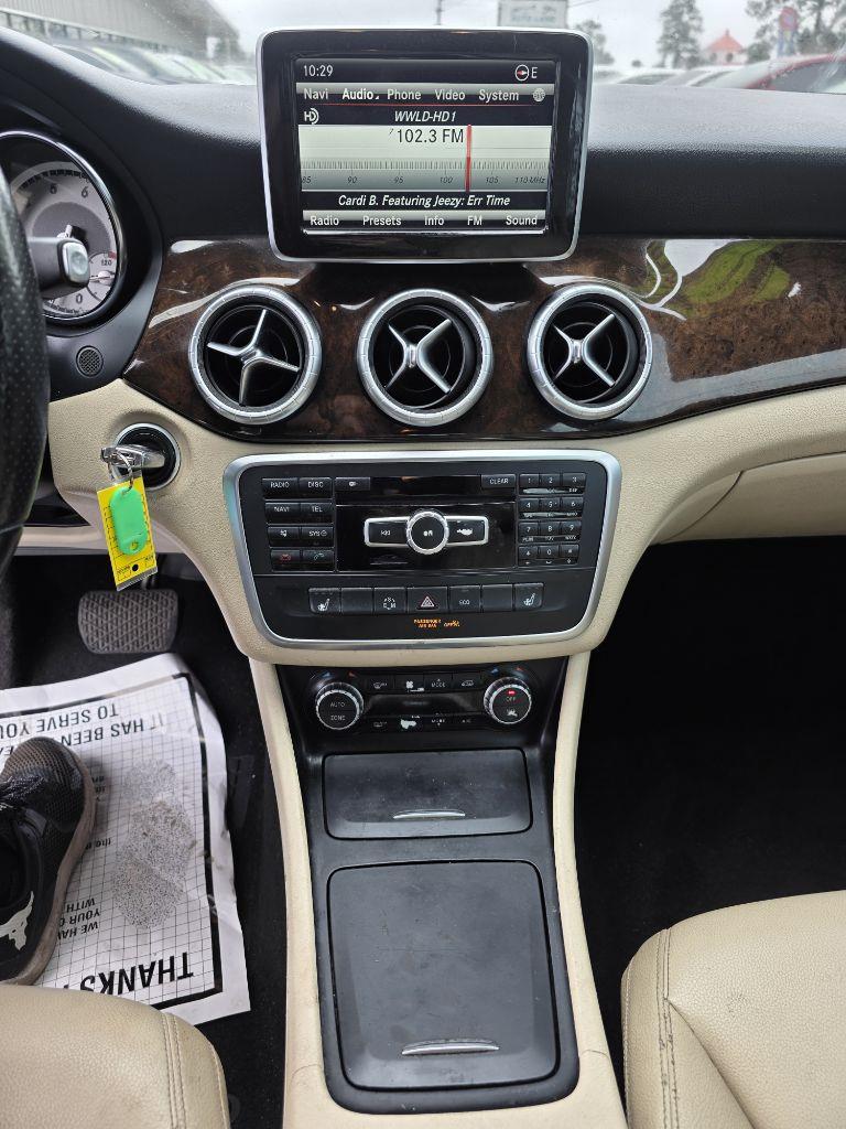 Mercedes-Benz CLA-Class CLA250 2014