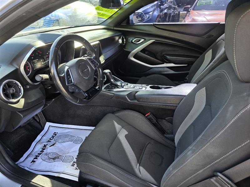 Chevrolet Camaro 1LT Coupe 8A 2018