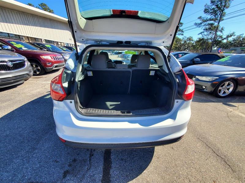 Ford Focus SE Hatch 2013