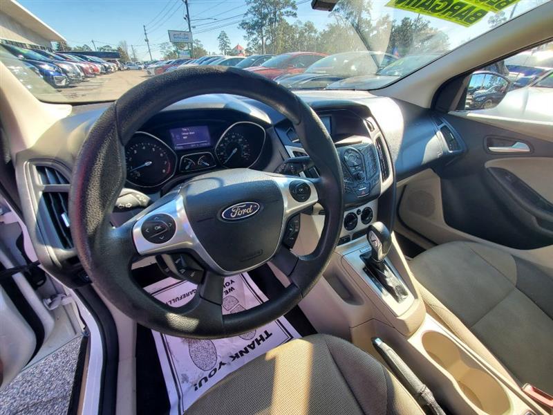 Ford Focus SE Hatch 2013