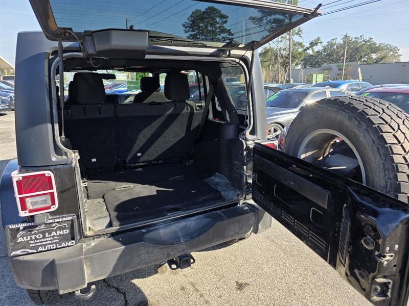 Jeep Wrangler Unlimited Sport 4WD 2015