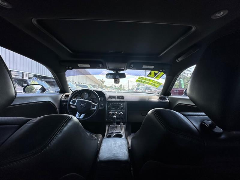 Dodge Challenger SXT 2012