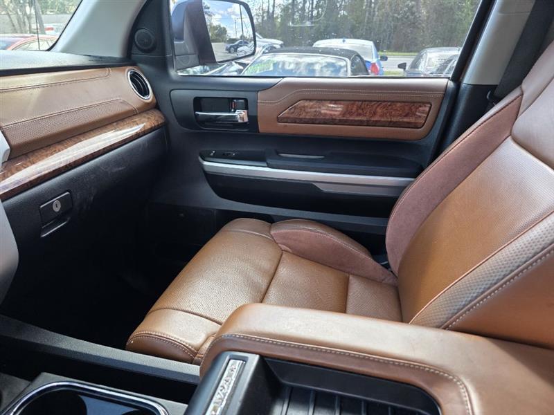 Toyota Tundra Platinum CrewMax 5.7L 2WD 2014