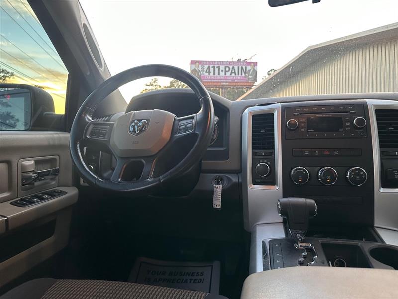 Dodge 1500 SLT Quad Cab 2WD 2012